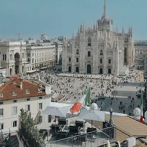 Prestige Boutique - Piazza Duomo View ميلان
